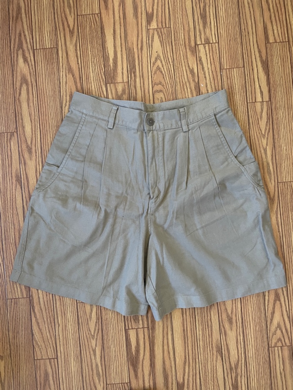 Vintage Patagonia organic cotton khaki retro style highwaisted camp shorts 30”